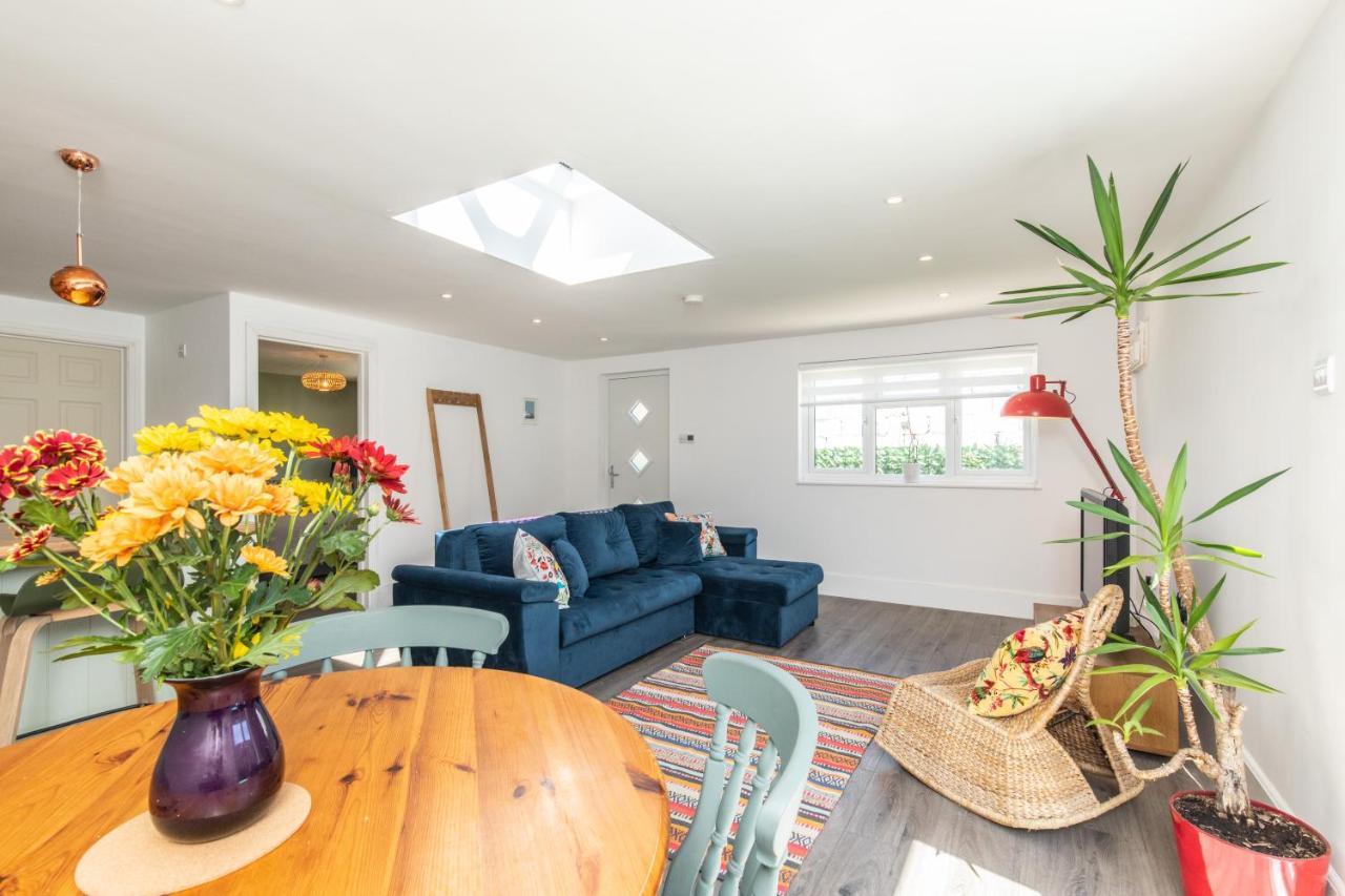 Beach, Hills, Food, Scenic Walks-The Kelp House. Peacehaven Exteriör bild