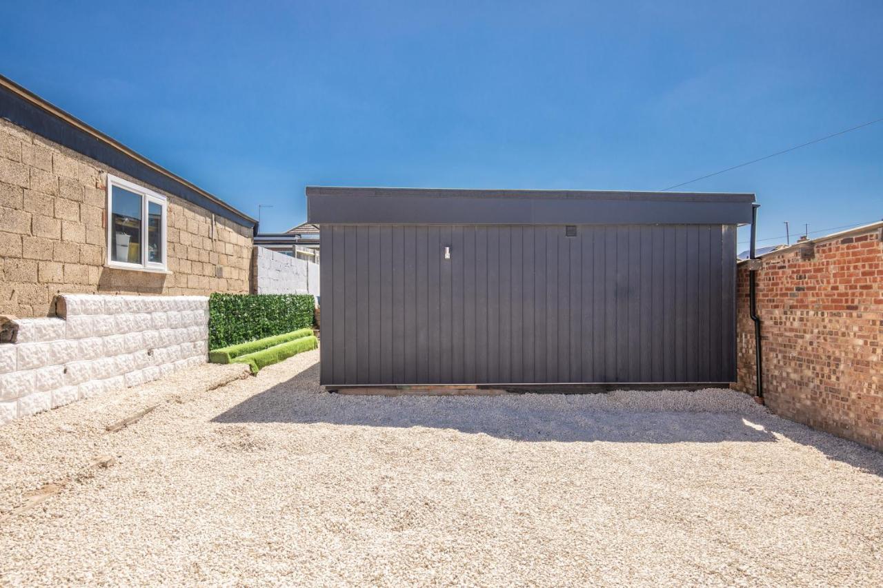 Beach, Hills, Food, Scenic Walks-The Kelp House. Peacehaven Exteriör bild